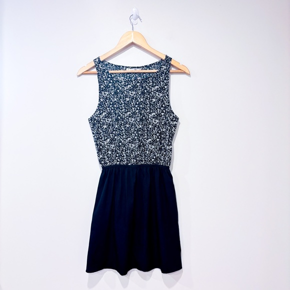 JDY JAQUELINE DE YOUNG Black & white dress - Picture 1 of 6